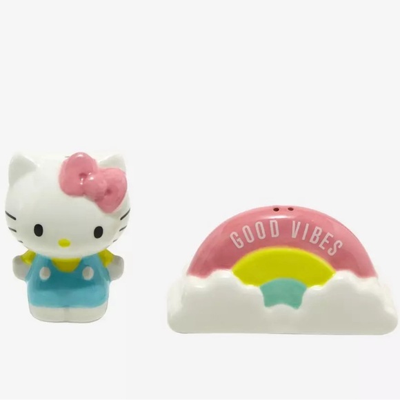 Hello Kitty GOOD VIBES Ceramic Salt & Pepper Shaker Set - NEW - Picture 2 of 2